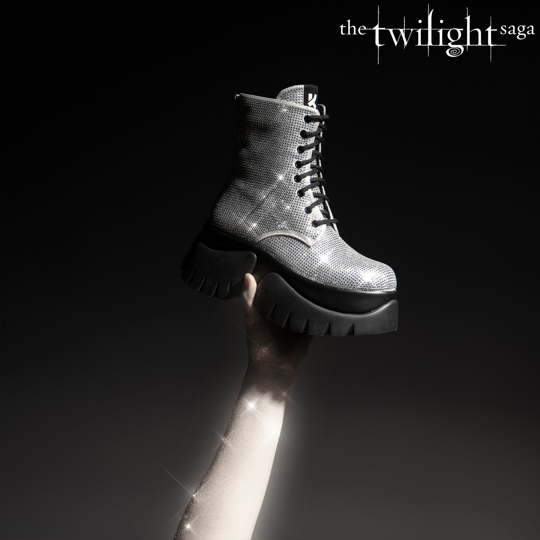 Vampire Skin Platform Glittering Boots