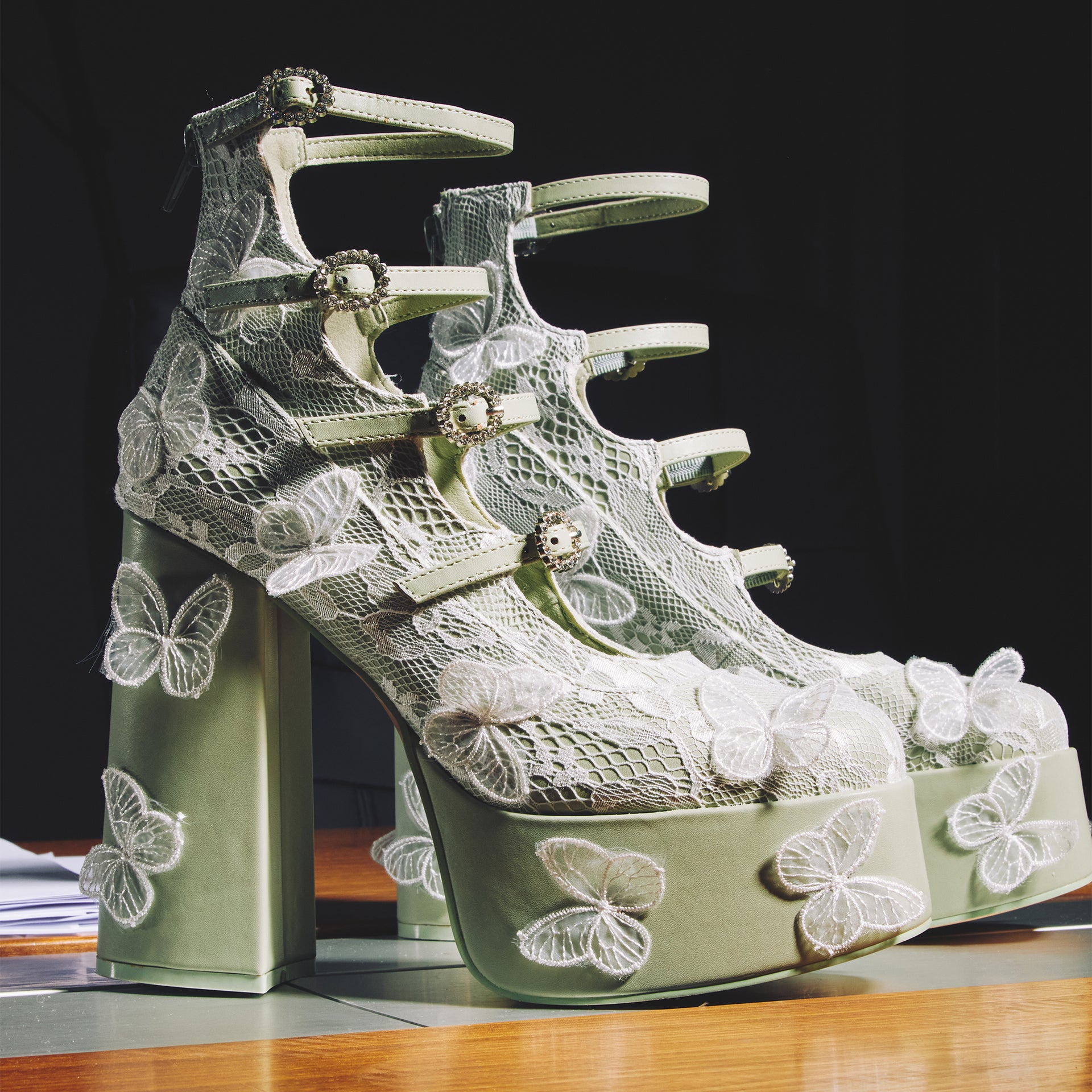 women-s-shoes-koi-koi-footwear